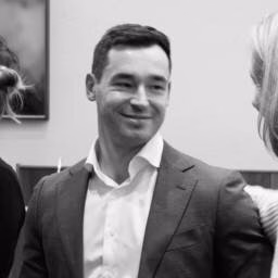 dr. G (Glenn) Houtgraaf