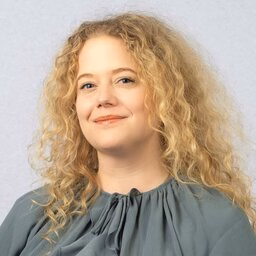 dr. REC (Roxy) Damen