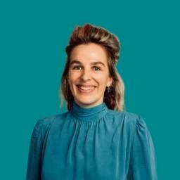 dr. L (Lieke) van der Veer