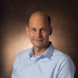 dr. TAB (Twan) Dollevoet