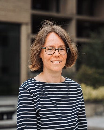 Portrait photo of Judith Gulpers