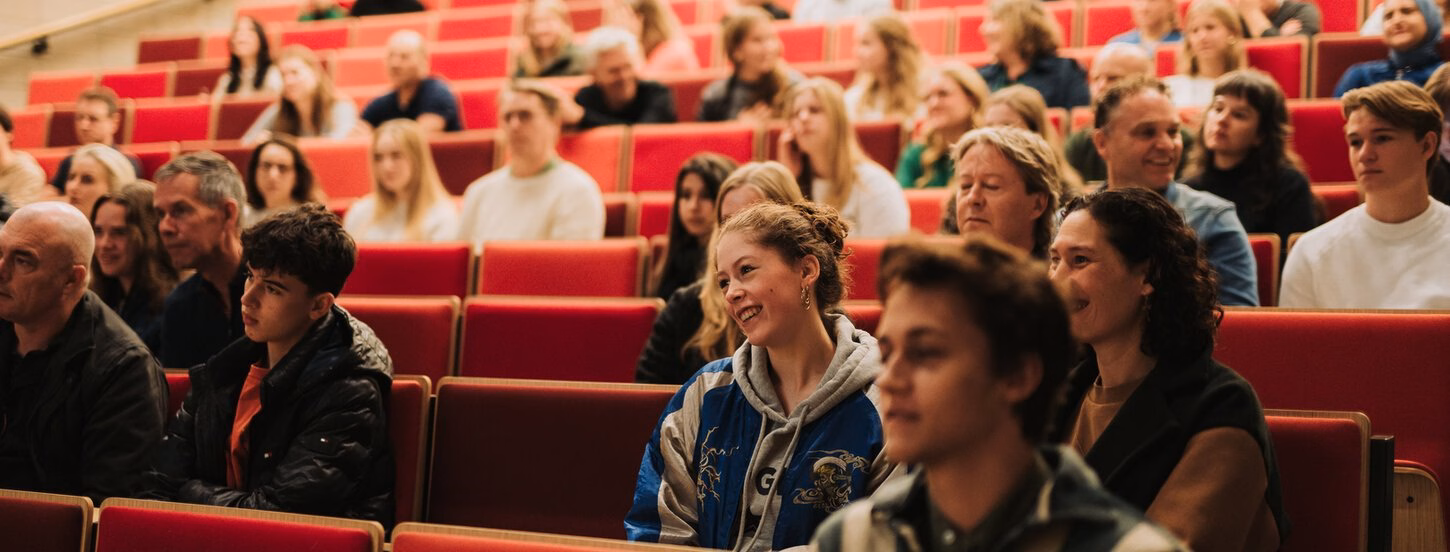 Pupils in lecture room at Bachelor Open Day