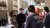 Ambassador in gesprek met een aankomend student tijdens de Master Open Dag.