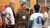 Drie medewerkers in gesprek tijdens de Sustainability Summit 2024.
