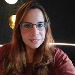 Débora Antunes
