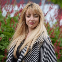 Portrait photo of Çisem Gürel